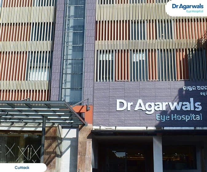 Dr. Navratan Dhanuka - Dr Agarwals Eye Hospital