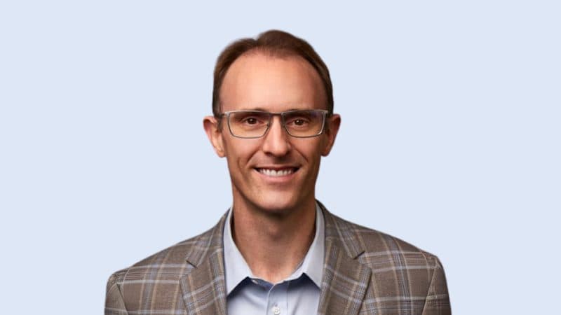 Adam Crawford, MD - Orthopedic Surgeon in Daman