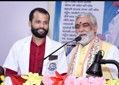 Dr sanjeev kumar M.B.B.S,MD, M.c.c.c.(CARDIO). consultant physician