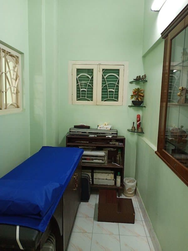 Dr Binayak Sen - urologist in Kolkata