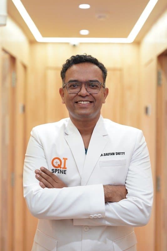 Photos of Dr. Gautam Shetty | Orthopedic Doctor in Marine Lines, Mumbai | QI Spine Clinic 2