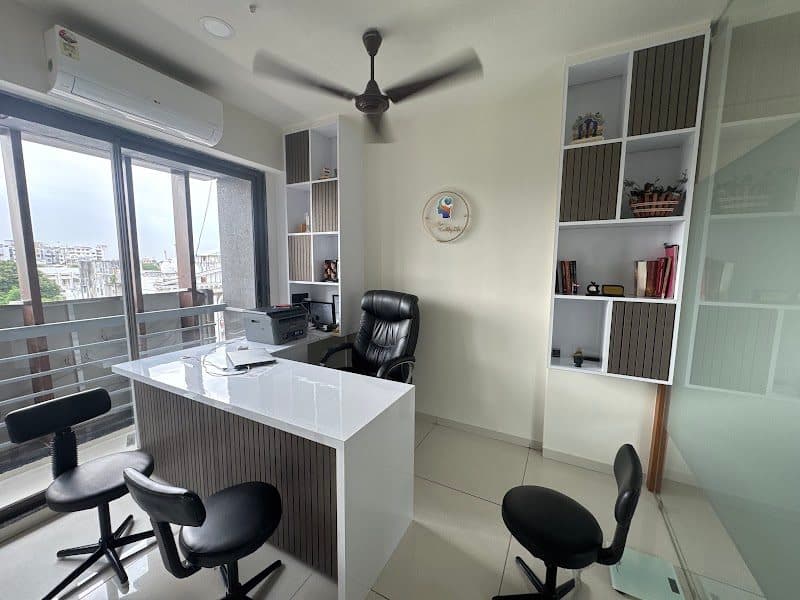 Dr. I. J. Ratnani Psychiatrist & Sexologist - Psychiatrist in Bhavnagar