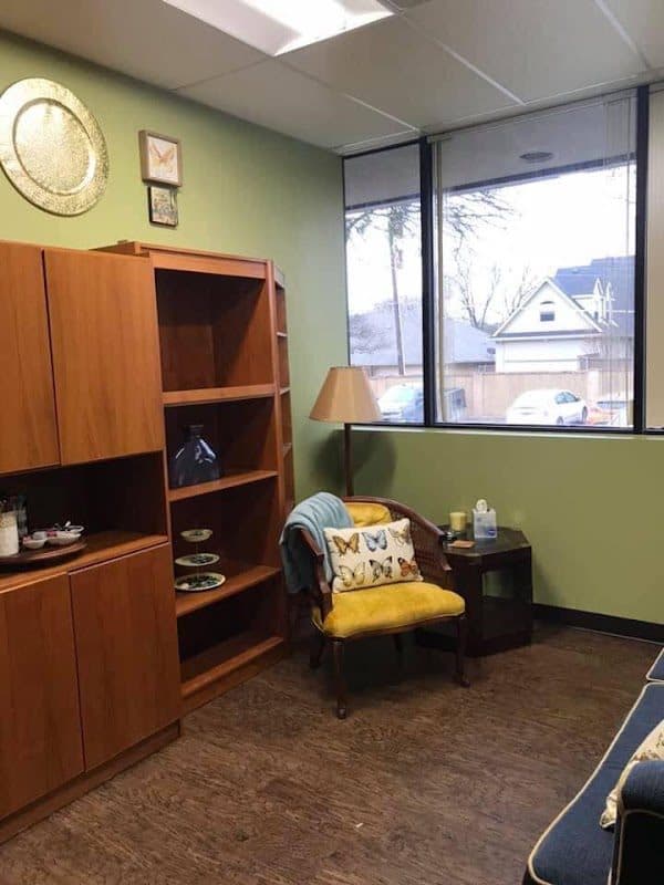 Living Well Dallas - Alternative Medicine Specialist in Ahmedabad