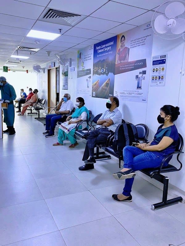 Photos of Shroff Eye Centre 2