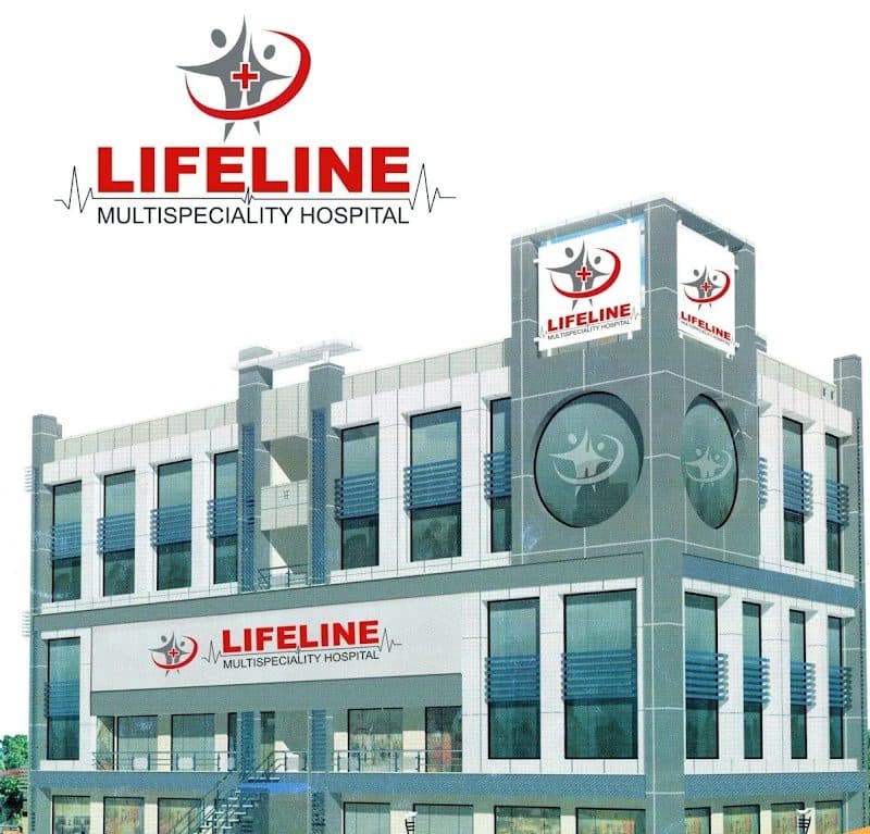 Phoenix Hospital (Naroda)