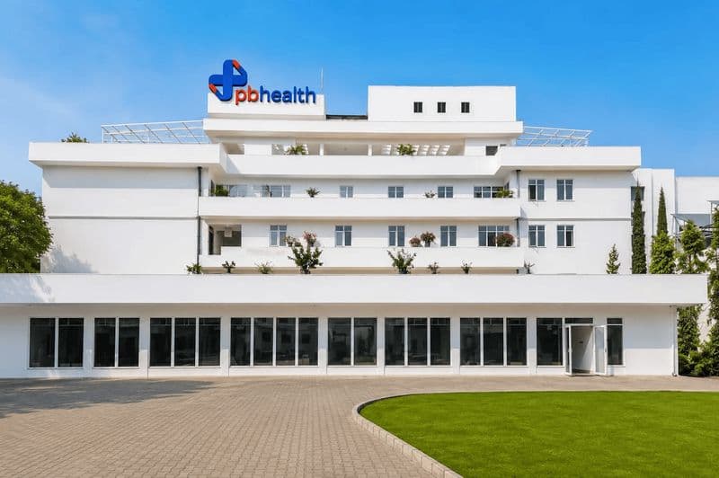 PB Health, MG Road