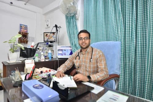 Dr Nitish Gupta - Pulmonology in Agra