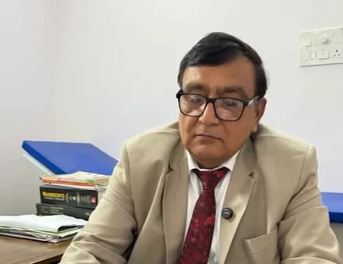 Dr. Arun Kumar Bhatt - Gastrologist / Gastroenterologist