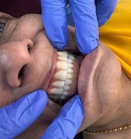 Aashu Dental & Multispeciality Clinic Aashu Dental & Multispeciality Clinic