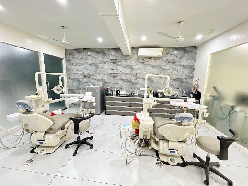 𝗗𝗘𝗩 𝗗𝗘𝗡𝗧𝗔𝗟 𝗖𝗟𝗜𝗡𝗜𝗖 - Best Dentist in Rajkot | Dental Implants | Dental Clinic in Rajkot | Dental Implant Clinic 𝗗𝗘𝗩 𝗗𝗘𝗡𝗧𝗔𝗟 𝗖𝗟𝗜𝗡𝗜𝗖 - Best Dentist in Rajkot | Dental Implants | Dental Clinic in Rajkot | Dental Implant Clinic