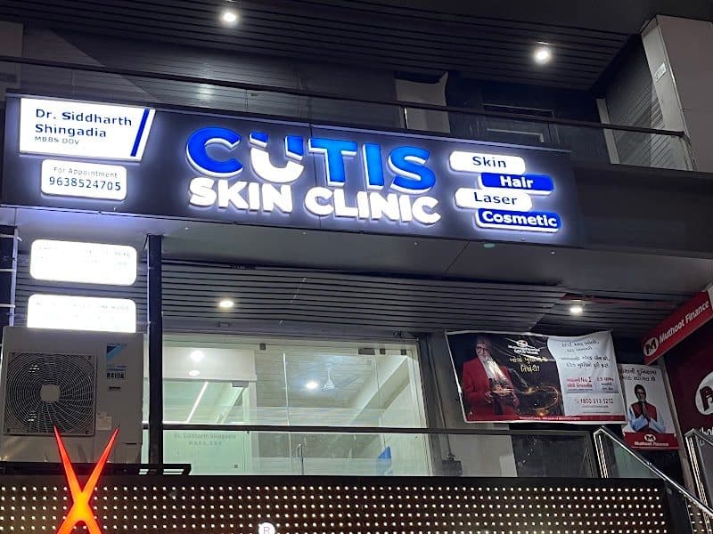 SkinSio Clinics - Skin, Hair & Aesthetics | Best Cosmetic/Laser Clinic in Vadodara SkinSio Clinics - Skin, Hair & Aesthetics | Best Cosmetic/Laser Clinic in Vadodara