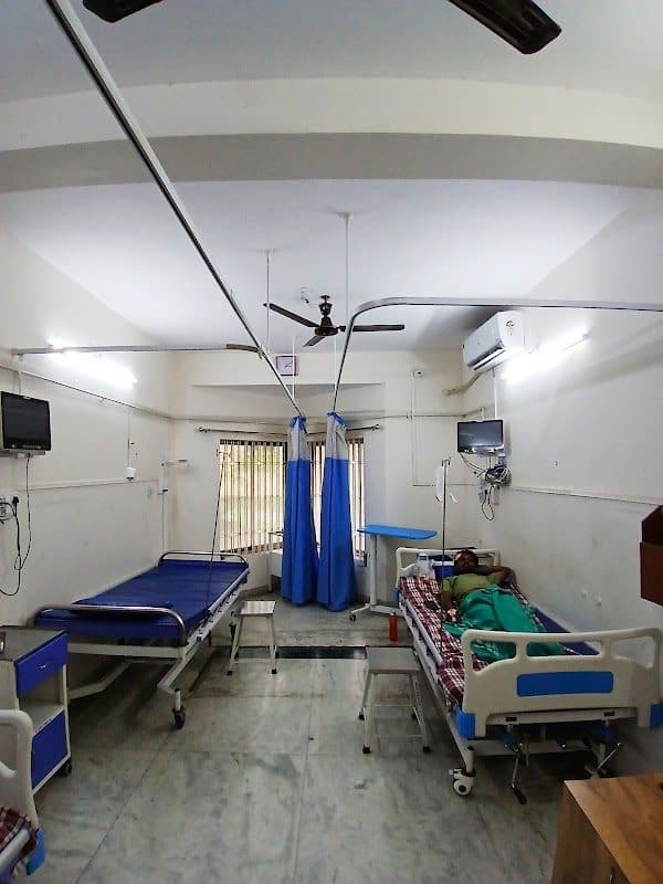Dr. Prashant Chopda's Chopda Super Speciality Hospital Dr. Prashant Chopda's Chopda Super Speciality Hospital