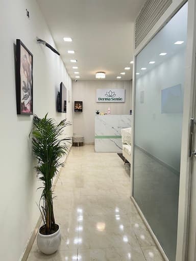 Truederm by Dr Rajat Truederm by Dr Rajat