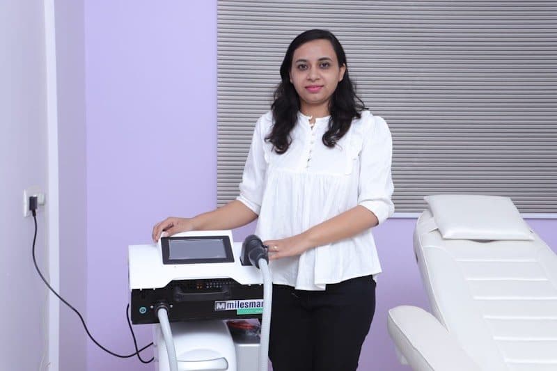 Dr. Ashwini garde | Dermatologist | Radiance skin hair laser Gastro liver clinic Dr. Ashwini garde | Dermatologist | Radiance skin hair laser Gastro liver clinic