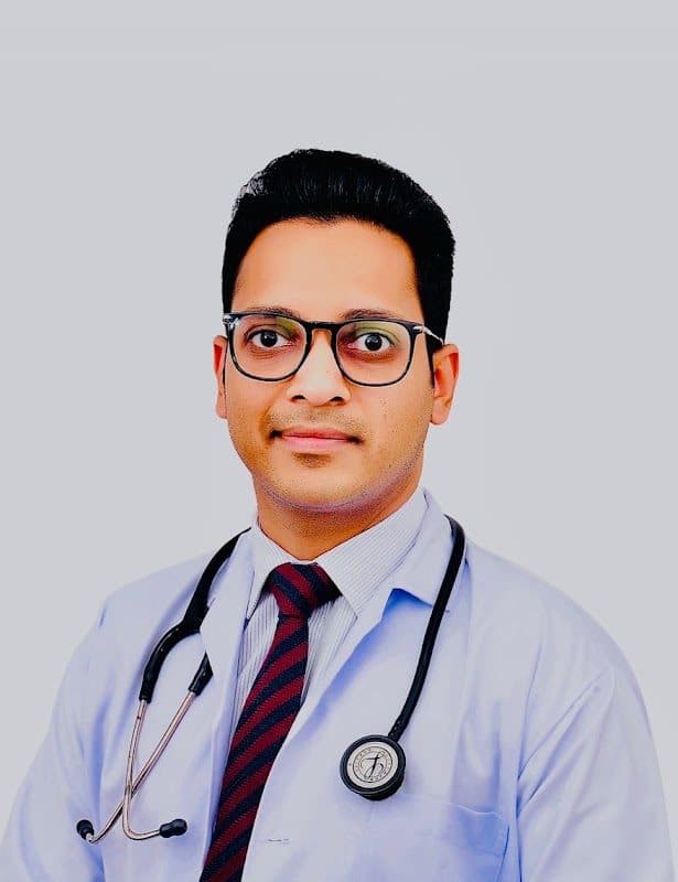 Dr. Sumit Gupta - Brain & Spine Neuro Super Speciality Clinic Dr. Sumit Gupta - Brain & Spine Neuro Super Speciality Clinic