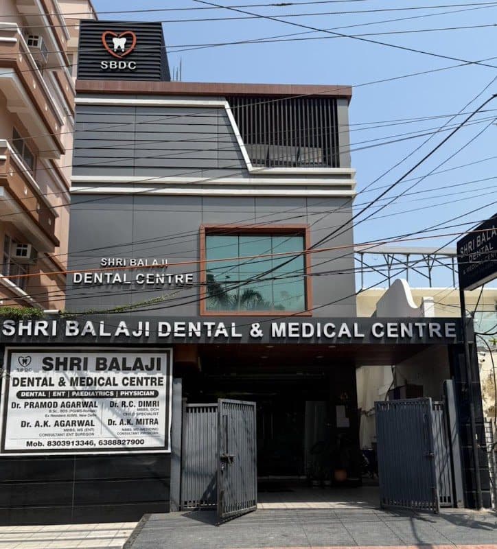 Dr Shariq khan (32 Pearls Dental Care) Dr Shariq khan (32 Pearls Dental Care) - Dentist in Kanpur