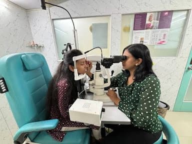 Dr. Chaitanya Vemu-Best Ophthalmologist Near Me IPediatric & Adult Eye Check-up IGlaucoma, LASIK & cataract Surgeon in thane Dr. Chaitanya Vemu-Best Ophthalmologist Near Me IPediatric & Adult Eye Check-up IGlaucoma, LASIK & cataract Surgeon in thane