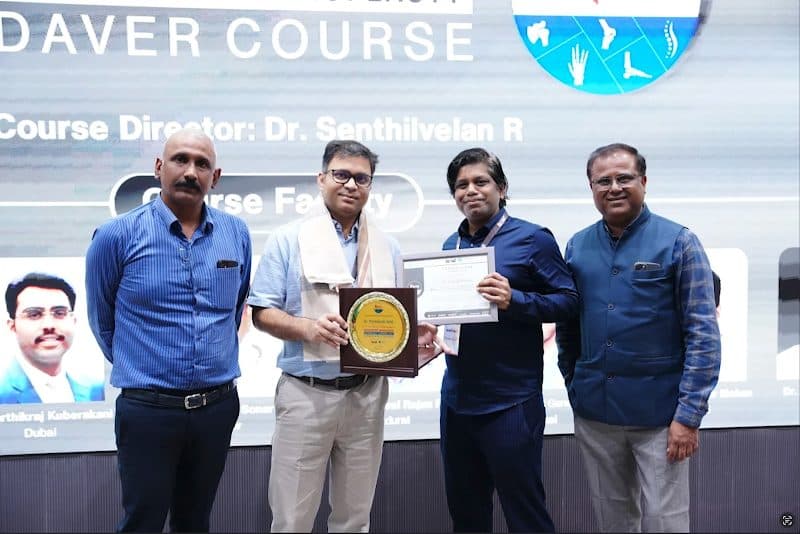 Dr. Priyadarshi Amit - Orthopaedic surgeon Dr. Priyadarshi Amit - Orthopaedic surgeon - Orthopedic Surgeon in Faridabad