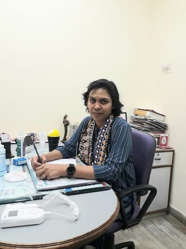 Dr. Rowena Walker (Gynecologist) Dr. Rowena Walker (Gynecologist)
