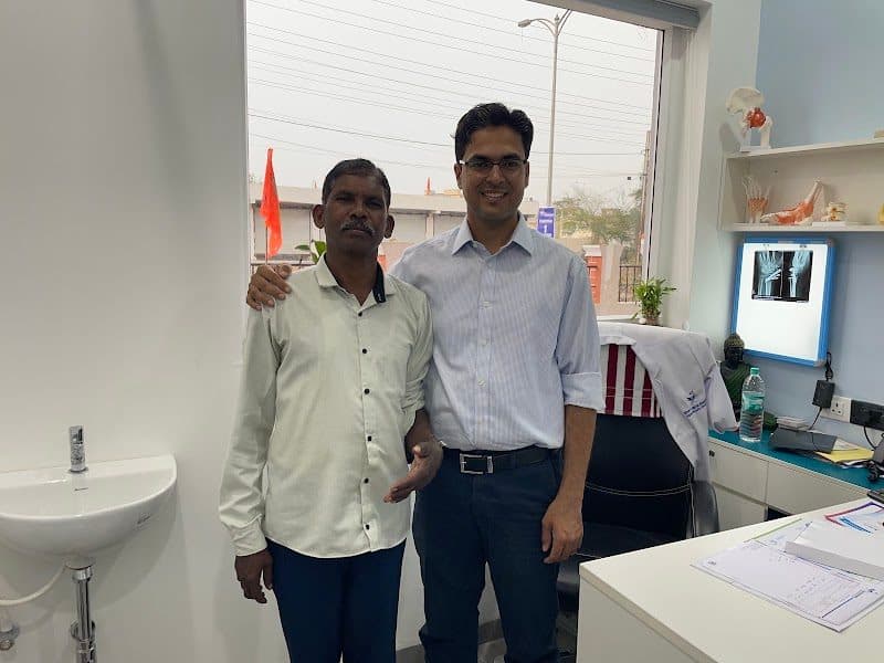 Dr. Bablesh Mahawar | Pain management doctor in raipur Dr. Bablesh Mahawar | Pain management doctor in raipur - rheumatologist in Raipur