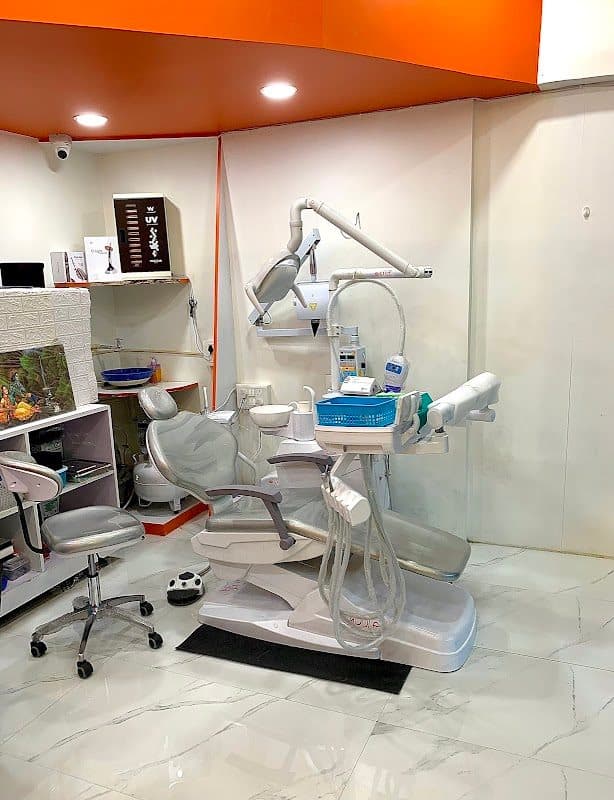 Dr. Vishakha Krshna Dr. Vishakha Krshna - Dentist in Navi Mumbai