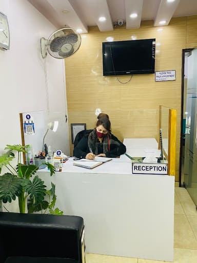 Dr. Ashish Nandwani | Nephrologist in Dwarka | Kidney Specialist in Dwarka | Dialysis | Kidney Disease Dr. Ashish Nandwani | Nephrologist in Dwarka | Kidney Specialist in Dwarka | Dialysis | Kidney Disease