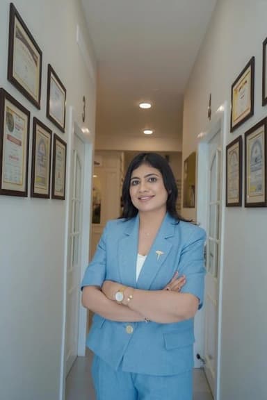 Dr Meenal Makkar - MD Dermatologist Dr Meenal Makkar - MD Dermatologist