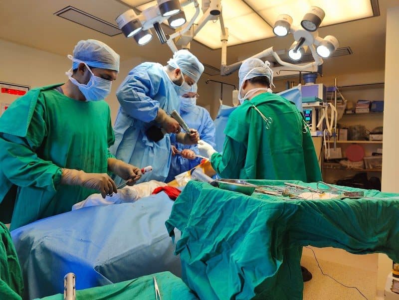 Dr. Ali Saify | Knee Replacement Surgeon | Orthopedic Doctor in indore Dr. Ali Saify | Knee Replacement Surgeon | Orthopedic Doctor in indore - Orthopedic Surgeon in Indore