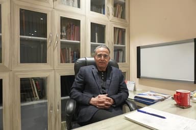 Dr.Rakesh Mahajan | Best Orthopedic Doctor in Delhi | Joint Replacement | Knee Replacement Dr.Rakesh Mahajan | Best Orthopedic Doctor in Delhi | Joint Replacement | Knee Replacement