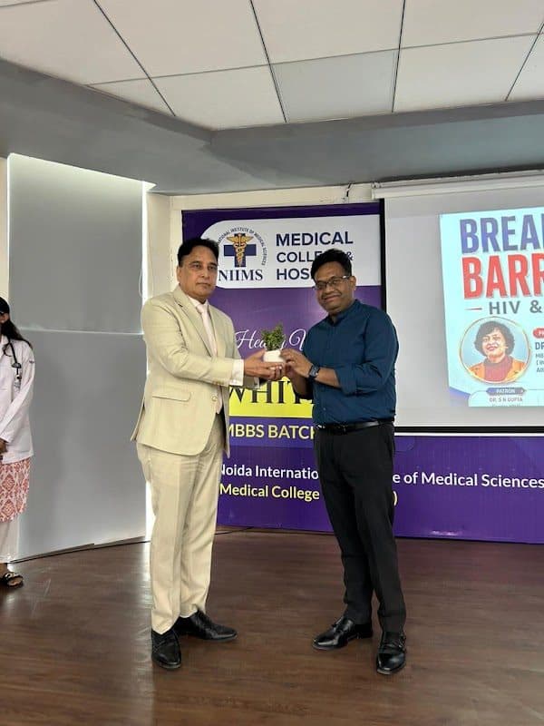 Dr Rahul Bajaj Dr Rahul Bajaj - General Physician in Greater Noida