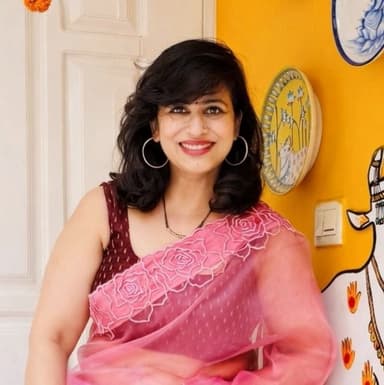Dr. Nivedita Kaul Dr. Nivedita Kaul