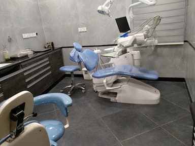 Dr Ritik Goyal ( Precision Dental Care) Dr Ritik Goyal ( Precision Dental Care)
