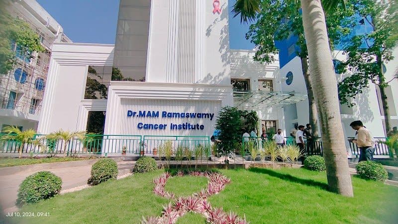 Dr.S.Ayyappan Breast Cancer Surgeon in Chennai Dr.S.Ayyappan Breast Cancer Surgeon in Chennai - Oncologist in Chengalpattu