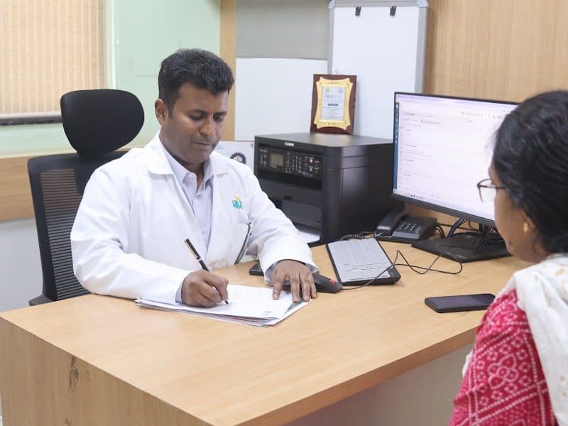 DR SANDEEP MUZUMDER RADIATION ONCOLOGIST DR SANDEEP MUZUMDER RADIATION ONCOLOGIST - Oncologist in Bhubaneswar