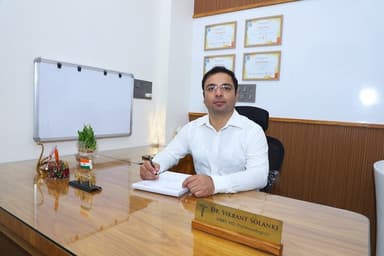 Dr Apar Agarwal Dr Apar Agarwal