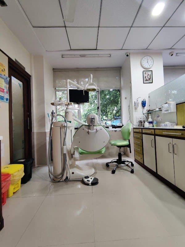 A&M Dental Station, Senior MDS Dentist in Mayur Vihar A&M Dental Station, Senior MDS Dentist in Mayur Vihar - Dentist in Rohini