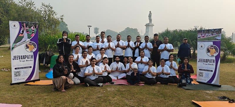 Aps Yoga Studio Aps Yoga Studio - Yoga & Naturopathy Specialist in Agra