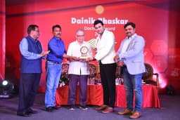 Dr. Pragyesh Saxena Dr. Pragyesh Saxena