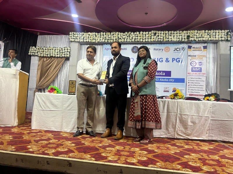 Mission Toppers Education Mission Toppers Education - Psychotherapist in Akola