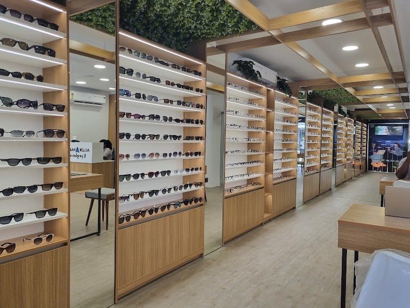 Edimannickal EDGE Opticals Edimannickal EDGE Opticals - ophthalmologist in Kottayam