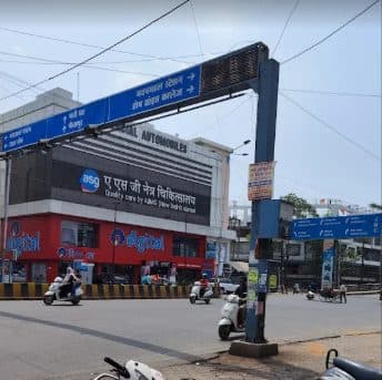 Dr. Pawan Sthapak - Eye Specialist in Jabalpur | Best Eye Doctor in Jabalpur Dr. Pawan Sthapak - Eye Specialist in Jabalpur | Best Eye Doctor in Jabalpur - ophthalmologist in Jabalpur