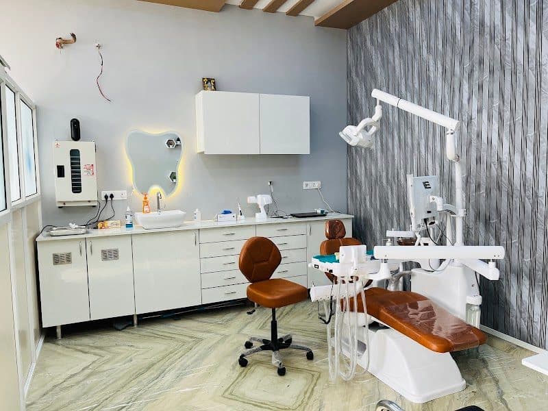 Dr Heena Gupta | Cosmetic Dentist & Implantologist Dr Heena Gupta | Cosmetic Dentist & Implantologist - Dentist in Ajmer