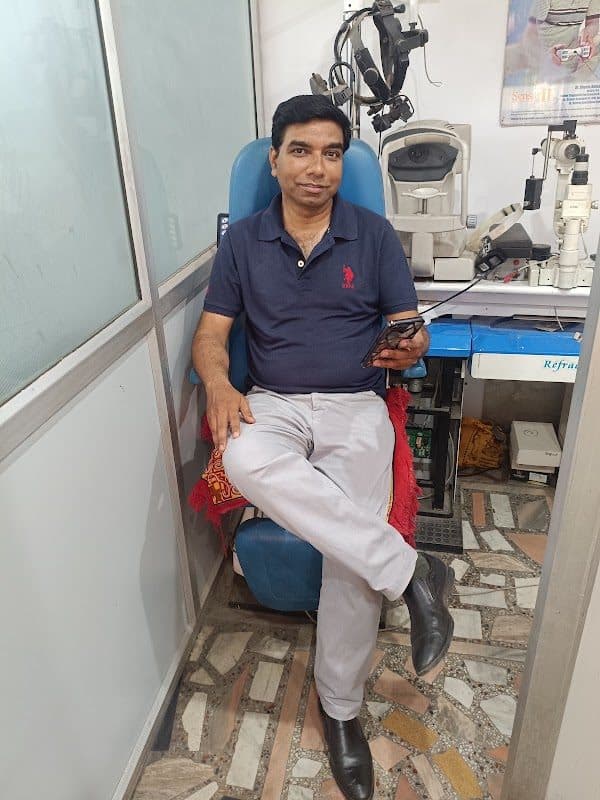 DR PEEYUSH MISHRA CATARACT -REFRACTIVE & CHILD EYE SURGEON DR PEEYUSH MISHRA CATARACT -REFRACTIVE & CHILD EYE SURGEON - ophthalmologist in Lucknow