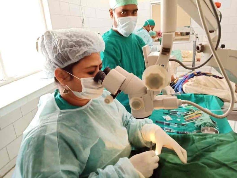 DR RAJAT GUPTA DR RAJAT GUPTA - ophthalmologist in Ghaziabad
