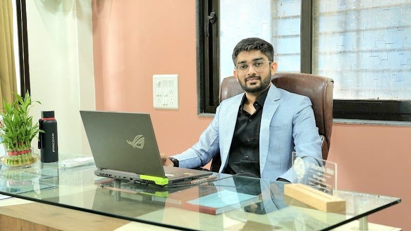 Bliss Hospital - Psychiatrist & De-Addiction Centre | Dr. Dharmik Bliss Hospital - Psychiatrist & De-Addiction Centre | Dr. Dharmik