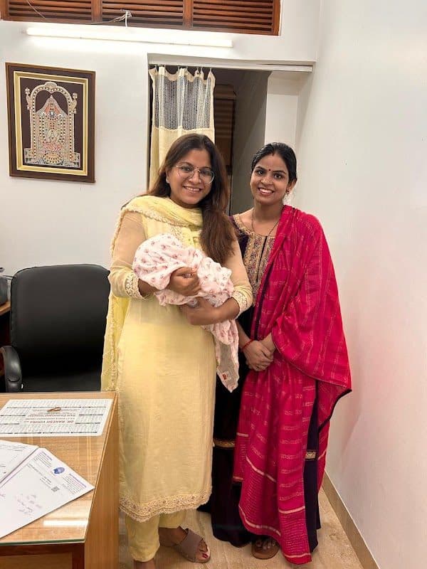Dr. Suneet Kaur Malhotra – Best Gynecologist in Rohini Delhi | Laparoscopic & Robotic Surgeon & Cosmetic gynecologist Dr. Suneet Kaur Malhotra – Best Gynecologist in Rohini Delhi | Laparoscopic & Robotic Surgeon & Cosmetic gynecologist - Gynecologist in Delhi