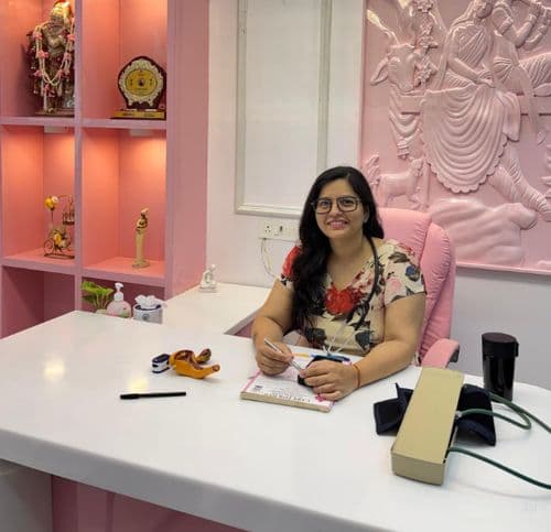 Dr. Raksha Sharma Dr. Raksha Sharma - Gynecologist in Kota