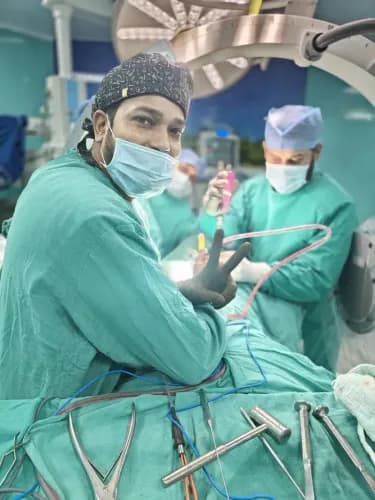Dr. Alok Srivastav Dr. Alok Srivastav - Neurosurgeon in Lucknow