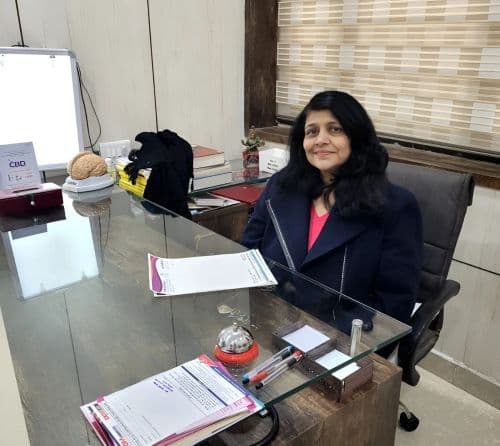 Dr. Bharti Bansal Dr. Bharti Bansal - Neurosurgeon in Agra
