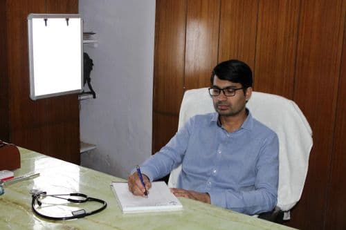 Dr. Mohammad Moeen Dr. Mohammad Moeen - Neurology in Bareilly
